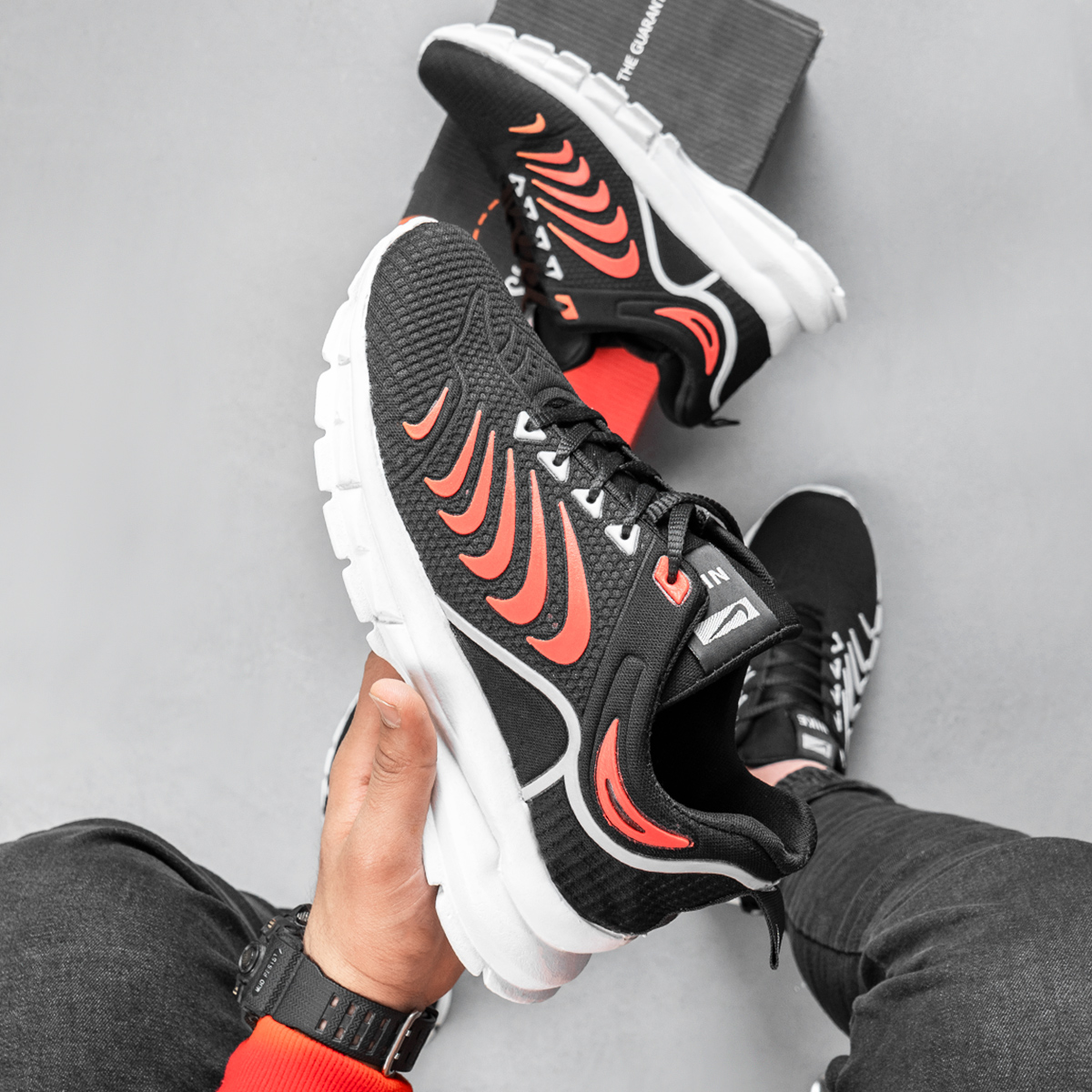 كفش مردانه مدل iham رنگ مشكي نارنجي