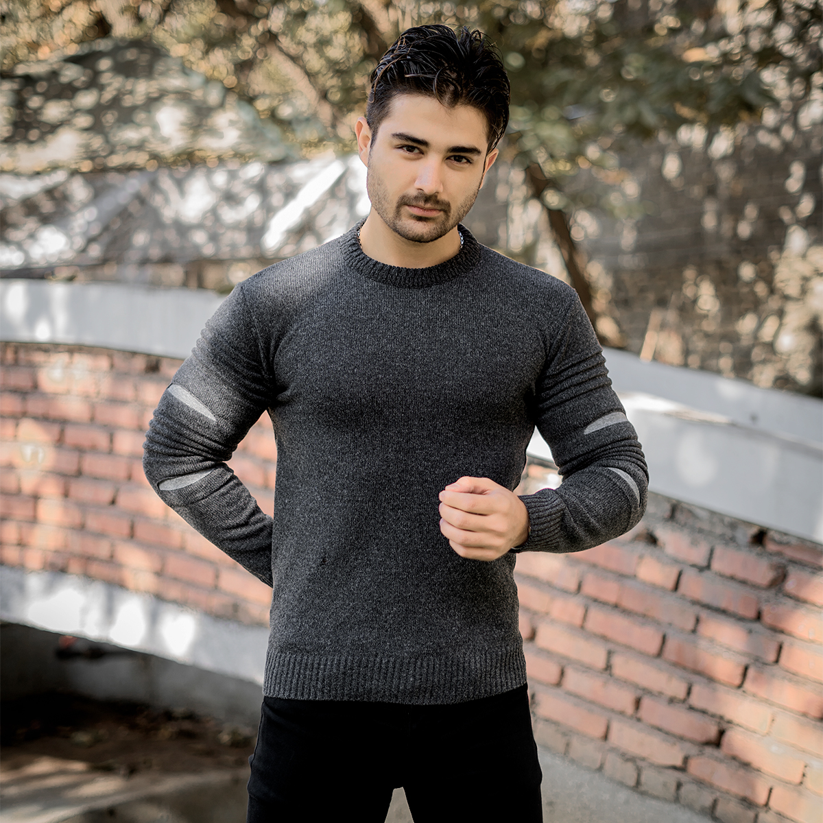 پلیور زاپ دار مردانه ذغالی مدل solan