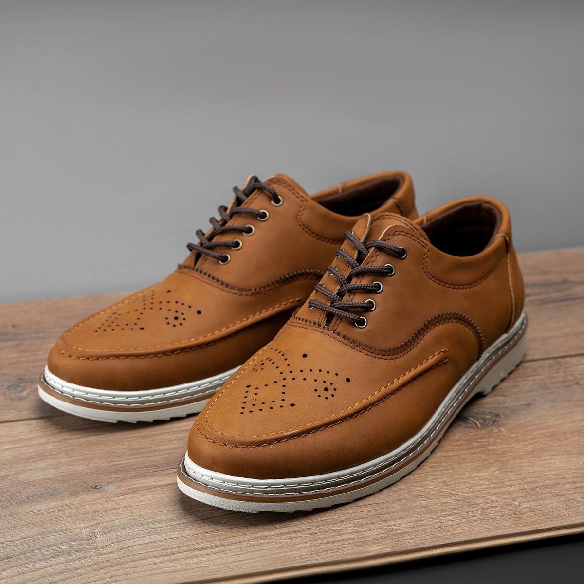 کفش مردانه عسلی مدل sevik