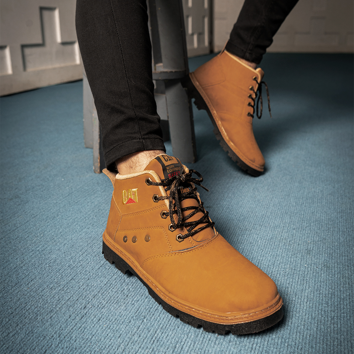 نیم بوت Catمردانه عسلی مدل Scot