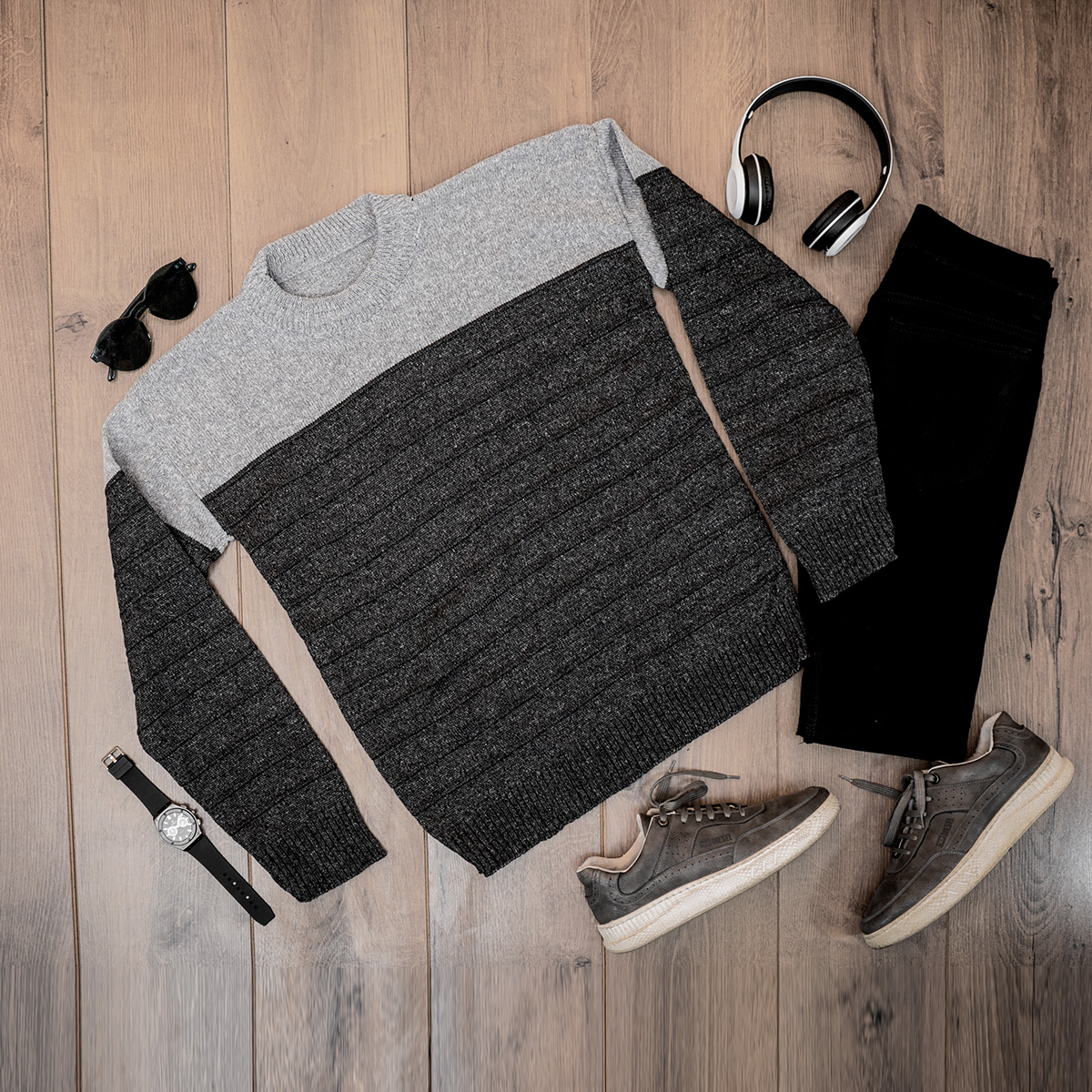 پلیور راه راه طوسی ذغالی مردانه مدلloman