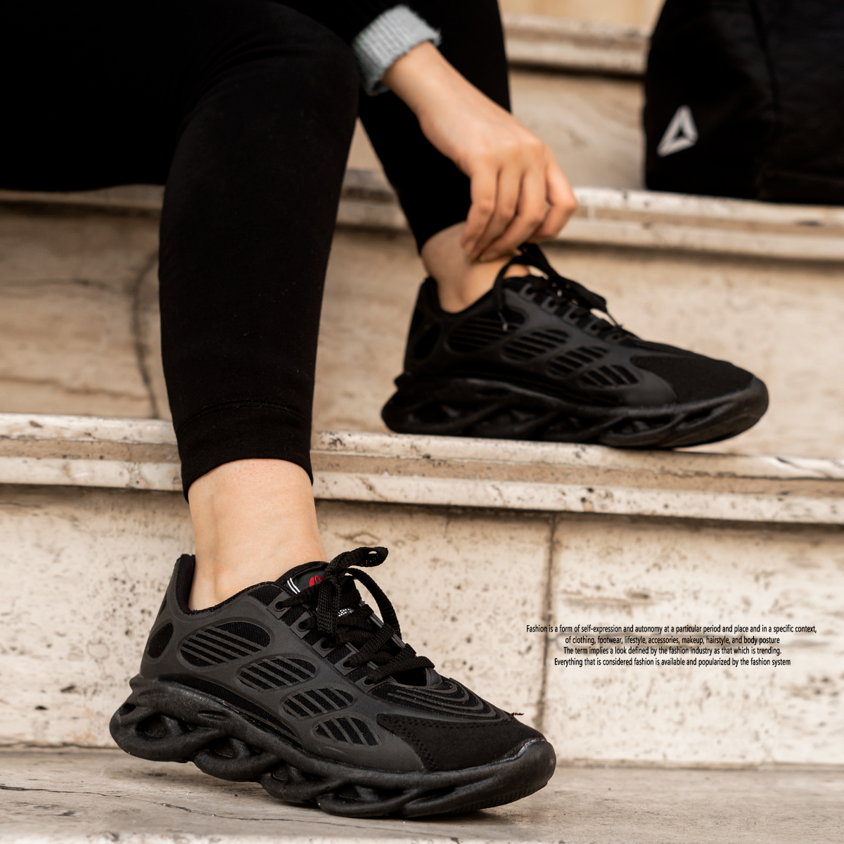 کفش ورزشی زنانه مشکی مدل Sara