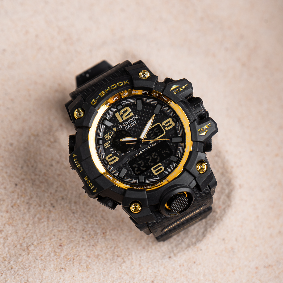 ساعت جی شاک مشکی طلایی مدل sp750