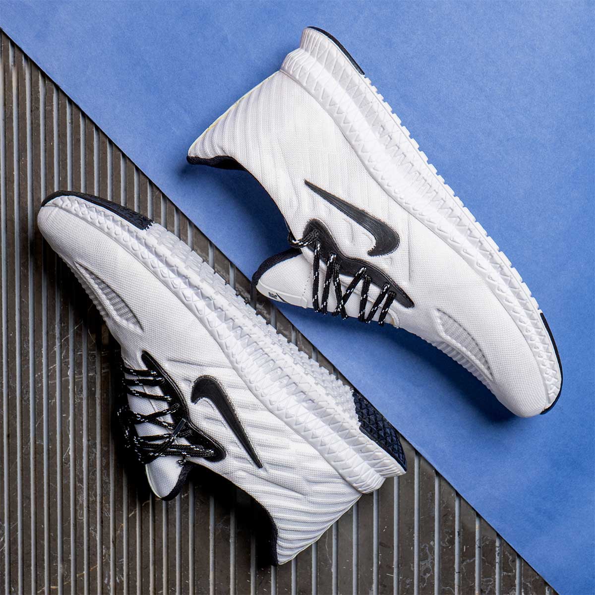 کفش ورزشی نایک مردانه سفید مدل SALVI