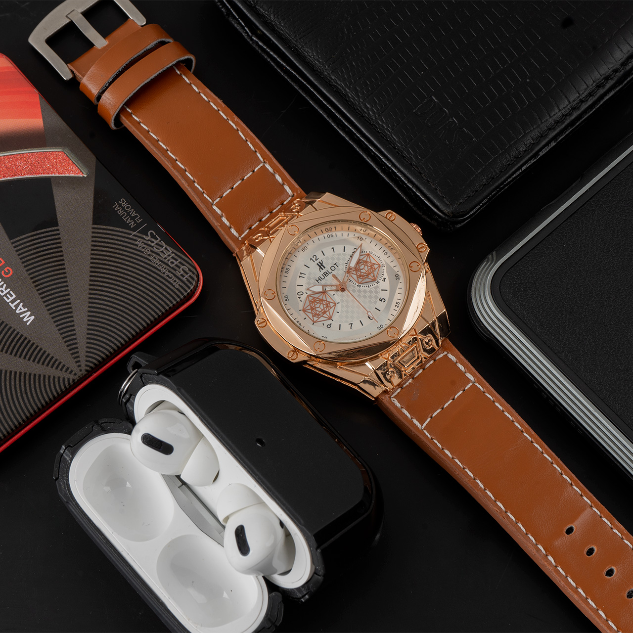 ساعت مچی Hublot قهوه ای قاب طلایی مدل G705