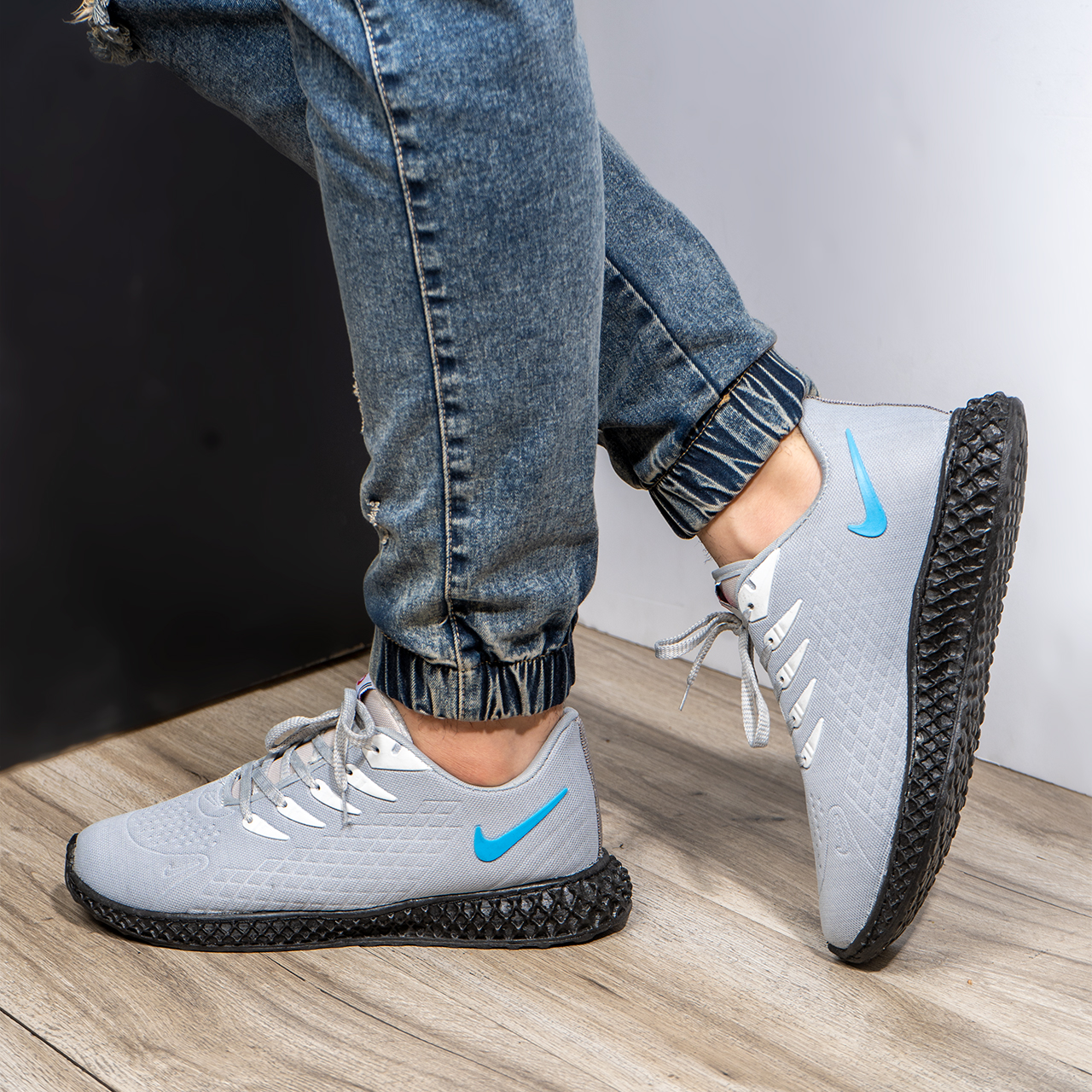 کفش ورزشی نایک (t) مردانه طوسی مدلgarin