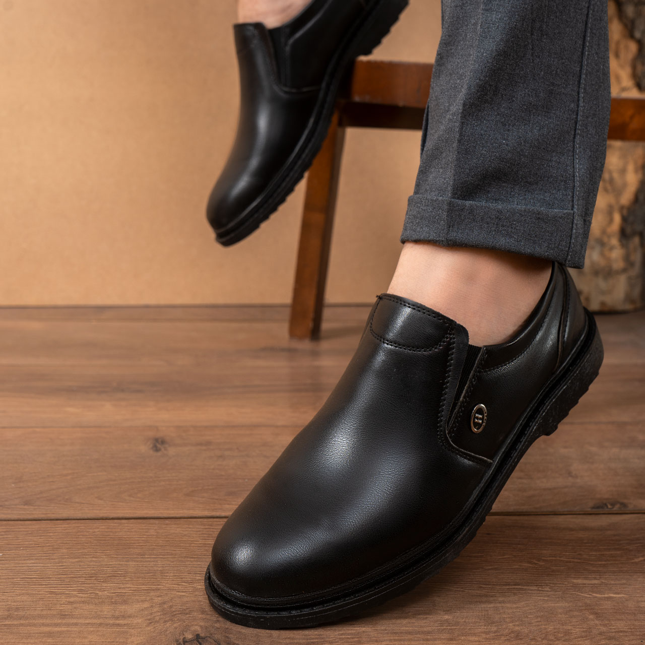 کفش تخت مشکی بدون بند مردانه مدل Maxro