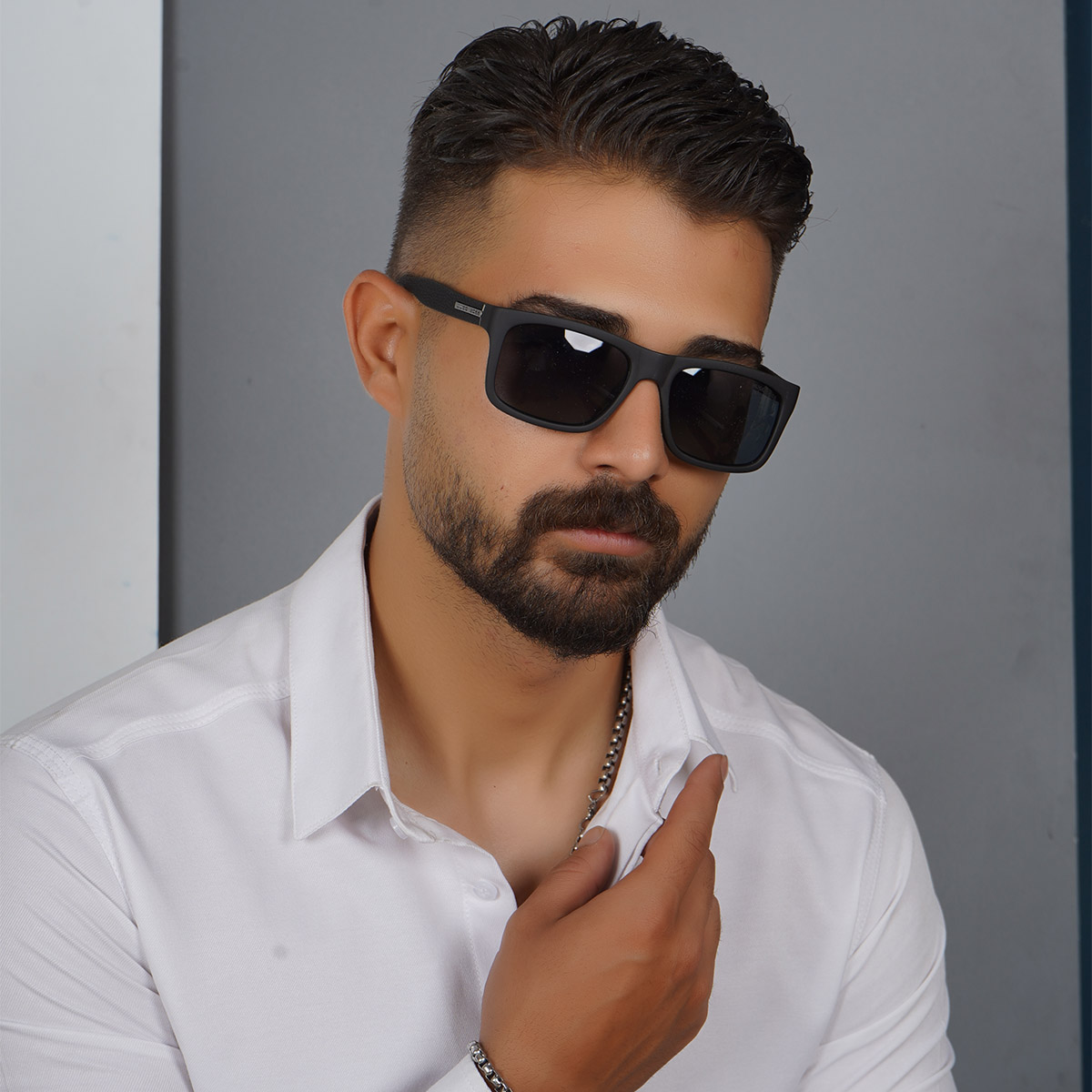 عینک مردانه مشکی صفحه دودی مدل Hugo