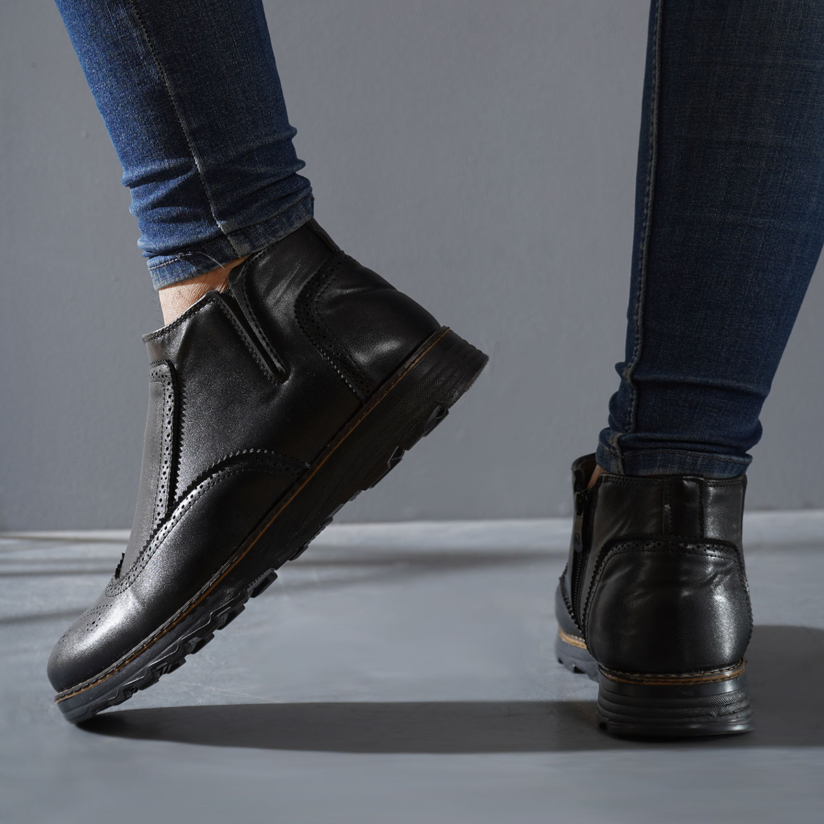 نیم بوت مشکی مردانه مدل ASHVAN