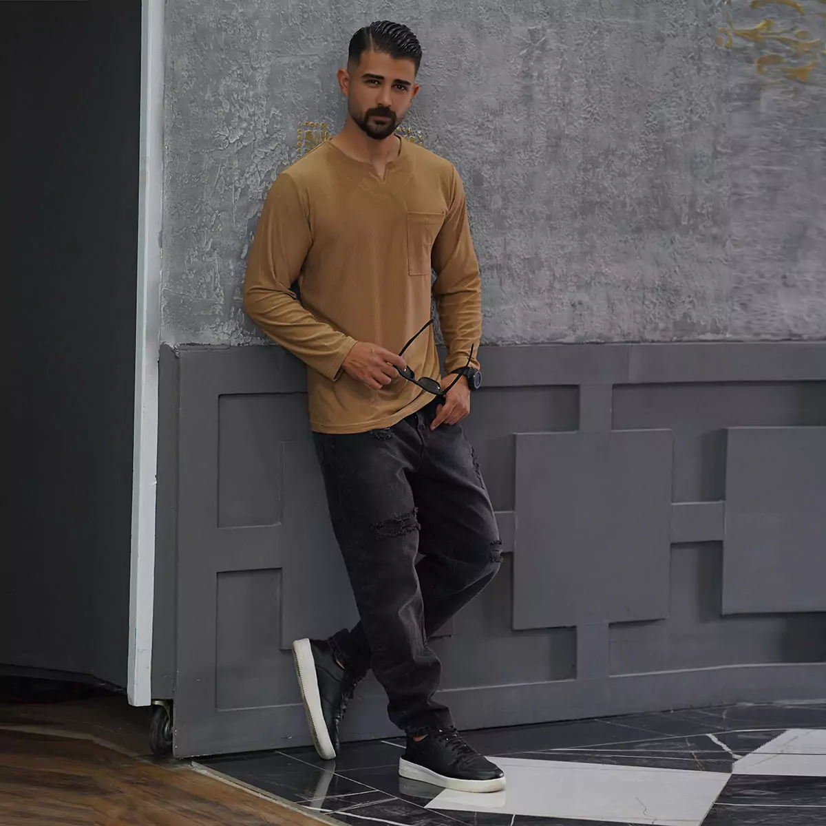 تیشرت آستین بلند یقه کوبایی کرم مردانه مدل Asam