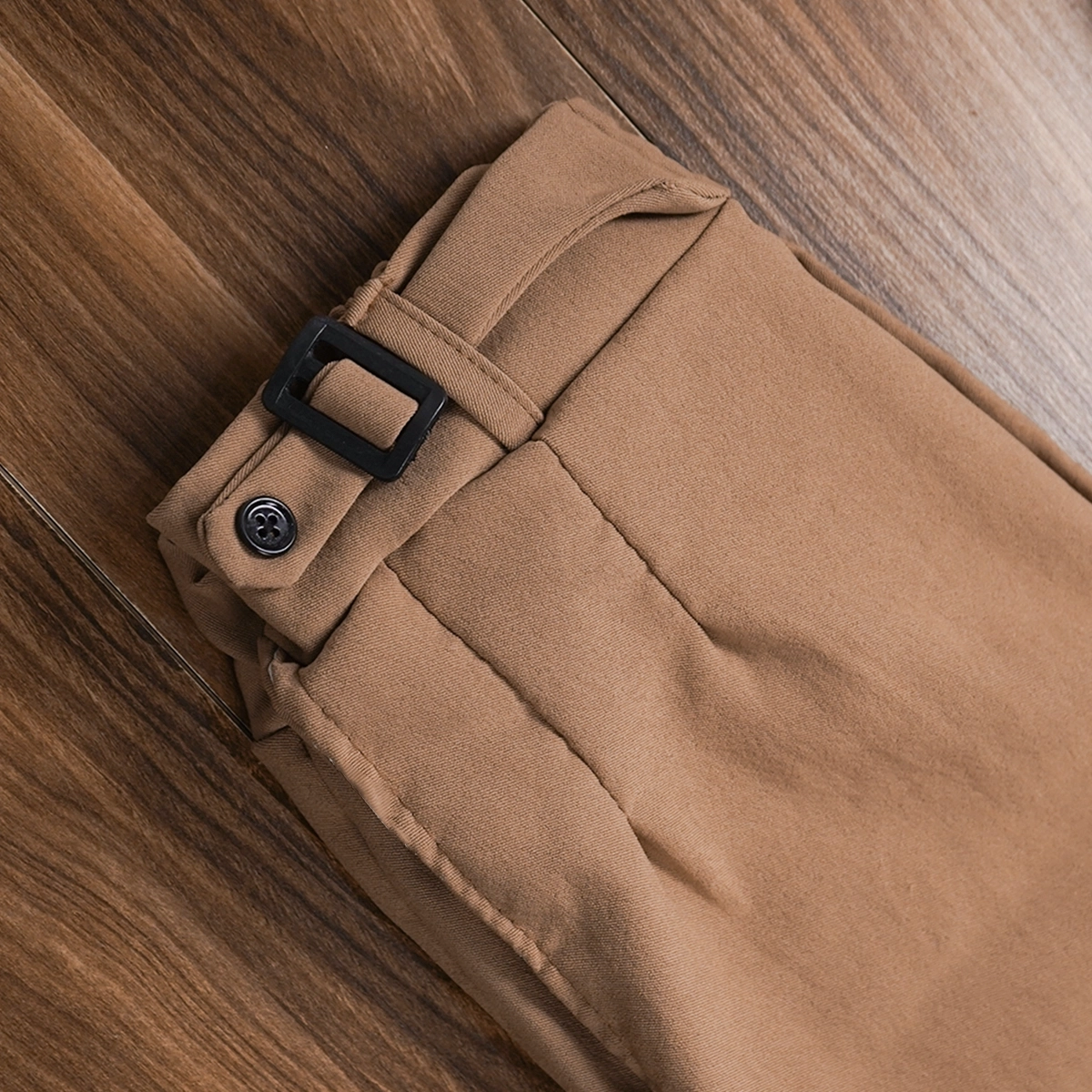 شلوار مردانه کرم یک دکمه مدل Nivan