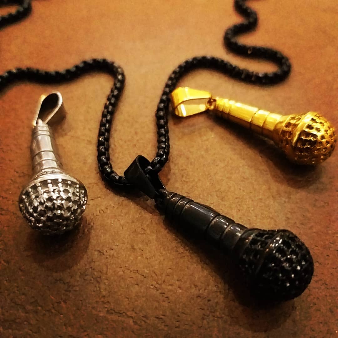 گردنبند میکروفون ( نقره ای )