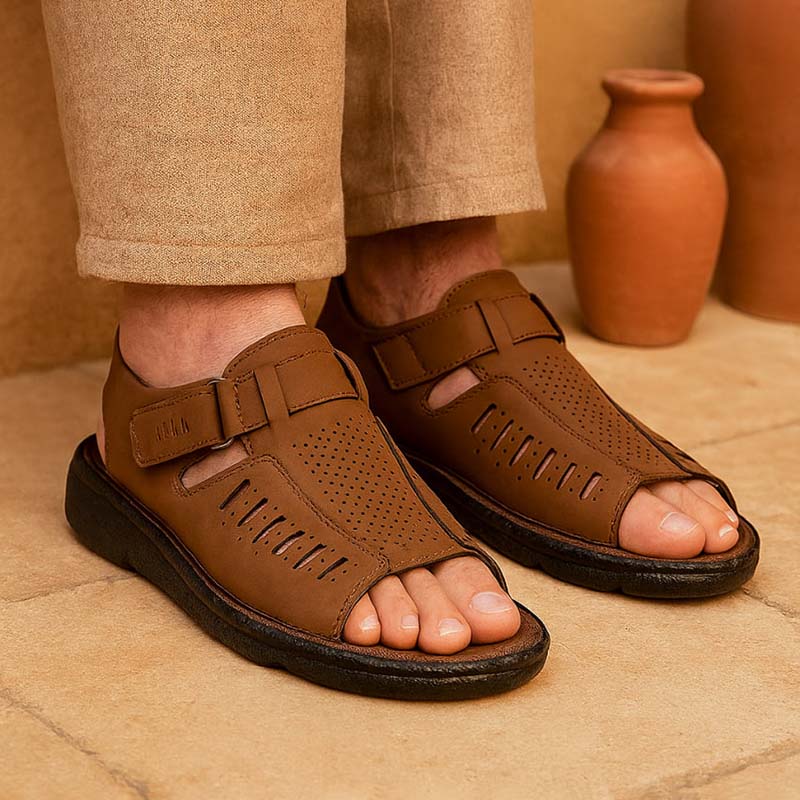 صندل جلوباز مردانه قهوه ای مدل Sany