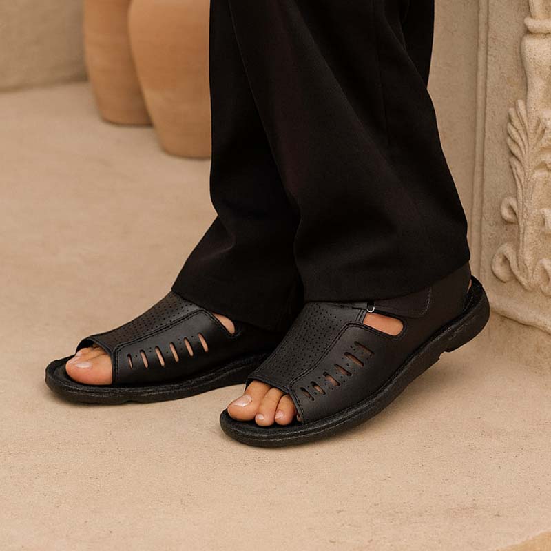 صندل جلوباز مردانه مشکی مدل Sany