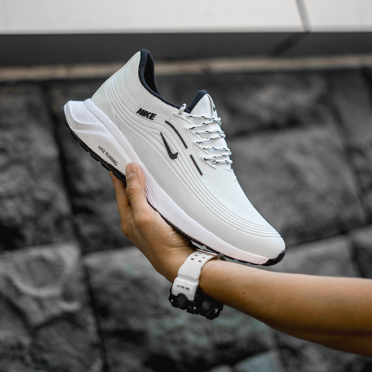 کفش ورزشی Nike مردانه سفید مدل Viliam