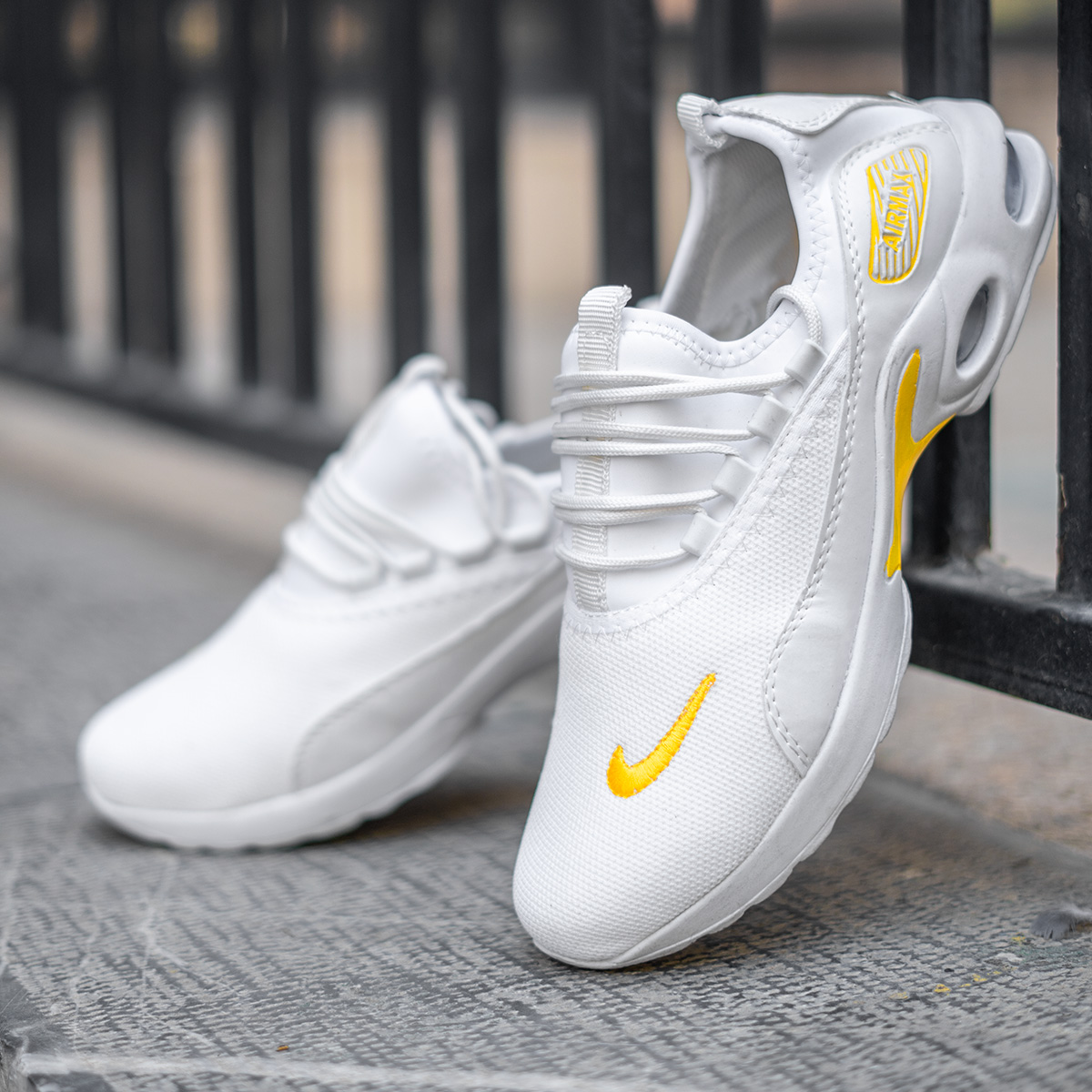 کفش ورزشی Nikeمردانه سفید مدل Mahed