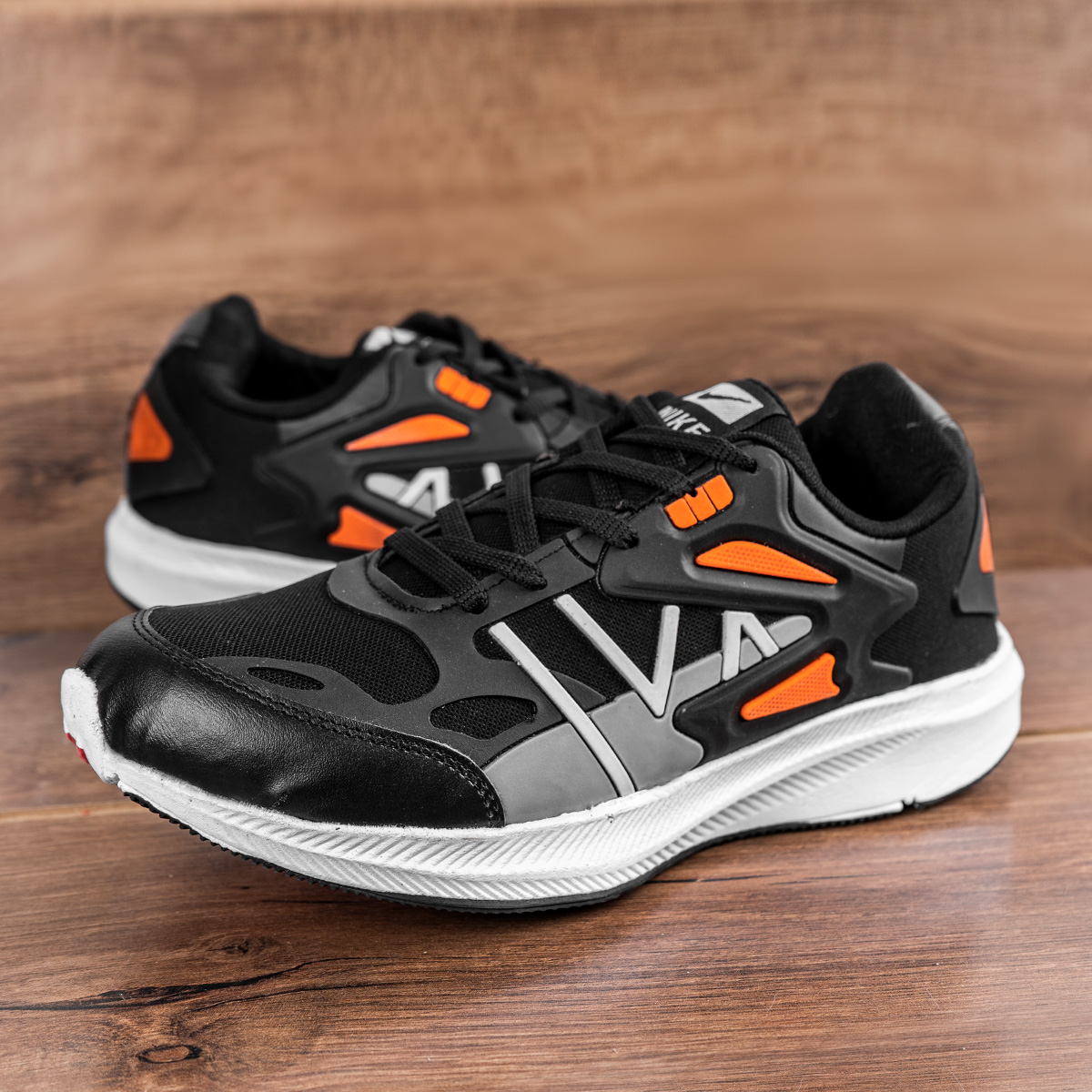 کفش ورزشی Nike مردانه مشکی نارنجی مدل Cobi