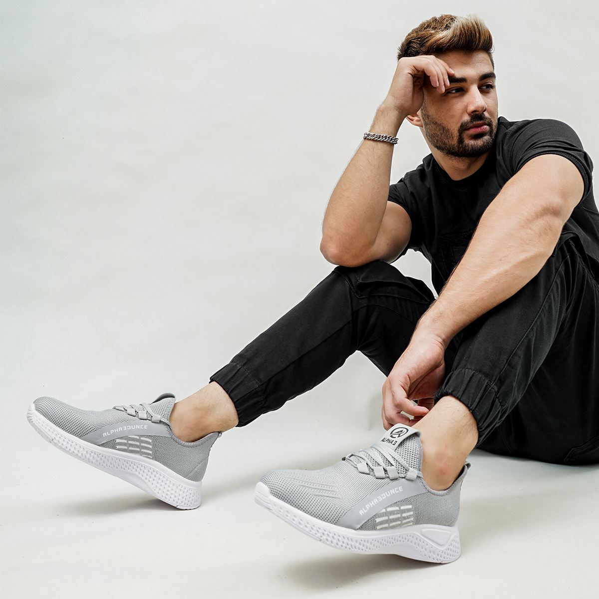 کفش ورزشیALPHABBUNCE مردانه طوسی مدلBeta